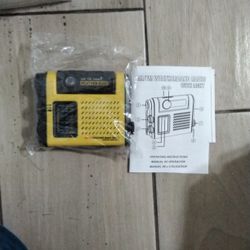 Am/Fm Weather Band Radio With Light