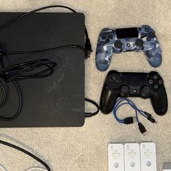 PS4 and Wii Bundle With Controllers 