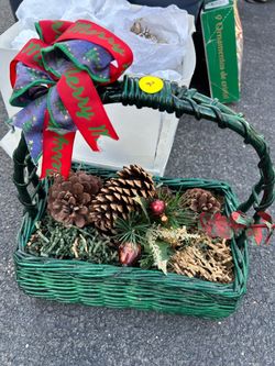 Christmas Decoration Basket