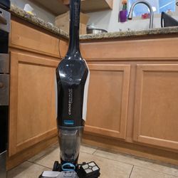 Bissell CrossWave Multi-Surface Wet/Dry Upright Cleaner – Great Condition