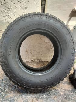 Tire for sale 60  LT295/70R18 only one tire,  a lot of trail 60.00dlrs