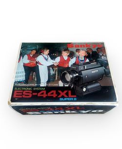 RARE 1978 Sankyo ES-44XL – The WORLD’S FIRST Autofocus Super 8 Camera!