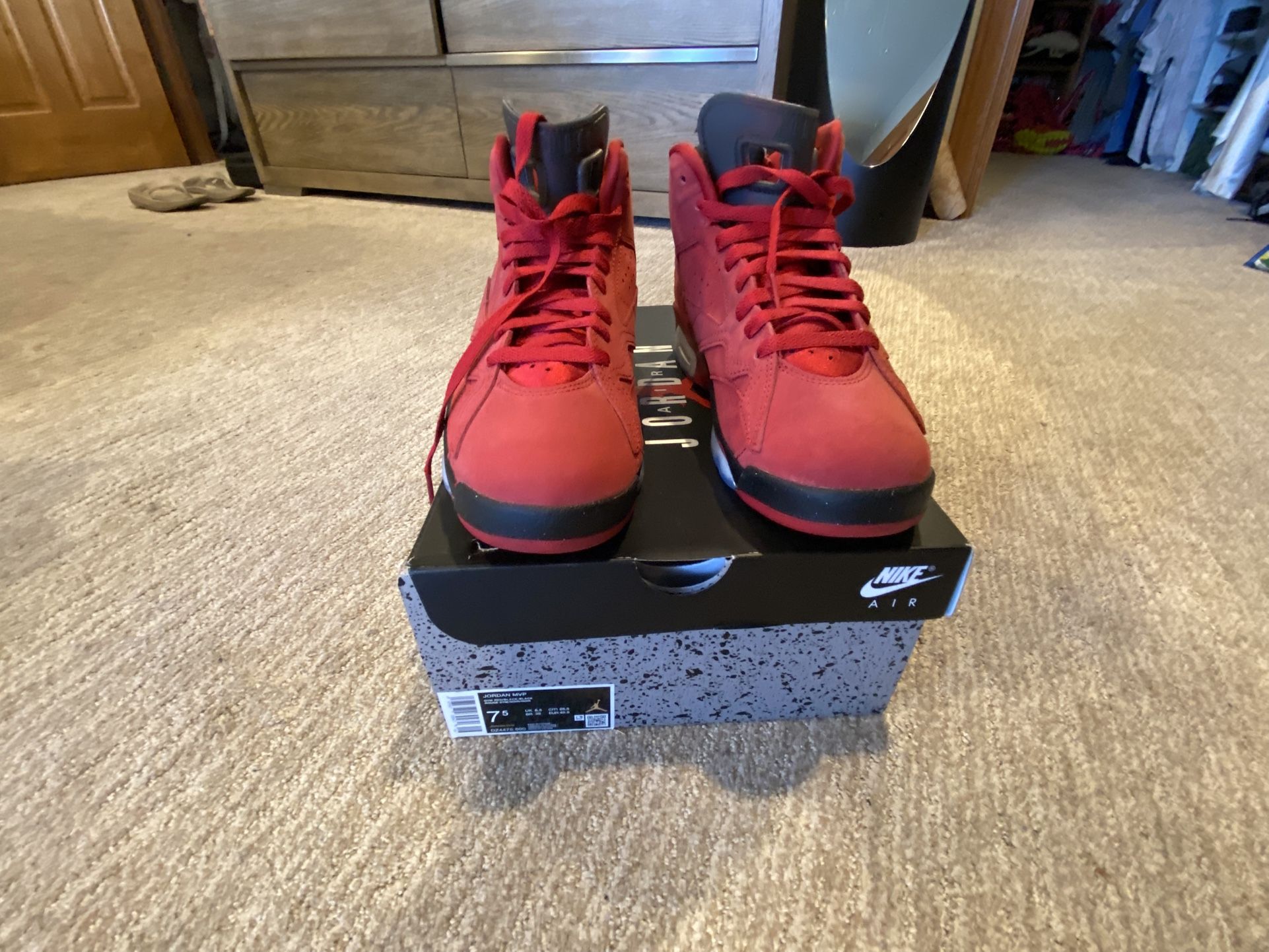 Nike MVP Air Jordan - Raging Bull