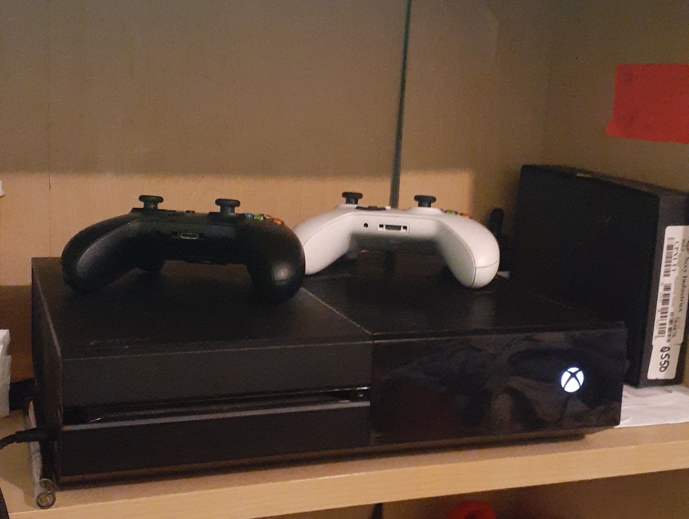 Xbox one 1tb great condition with games