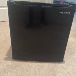 Mini Refrigerator 