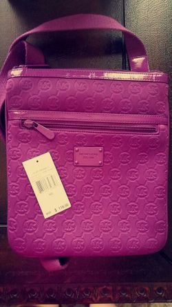 Micheal Kors Crossbody