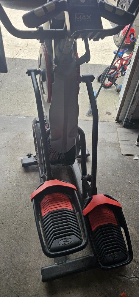 The Bowflex Max Trainer M5