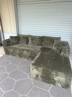 Boneless Sofa Sectional - Model home furniture