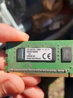 4 computer ram sticks