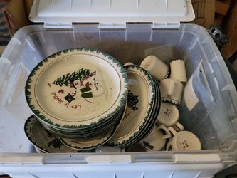 Christmas dinner set