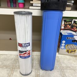 20” Pileated Filter And Housing For House Water