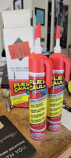 NEW UNOPENED FLEX CAULK CLEAR
