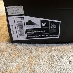 Under Armor Football Cleats 