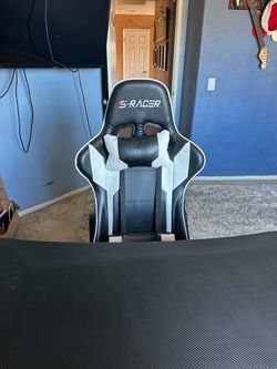 Gaming desk and chair