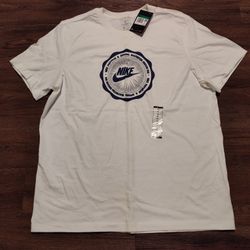 Nike T Shirt