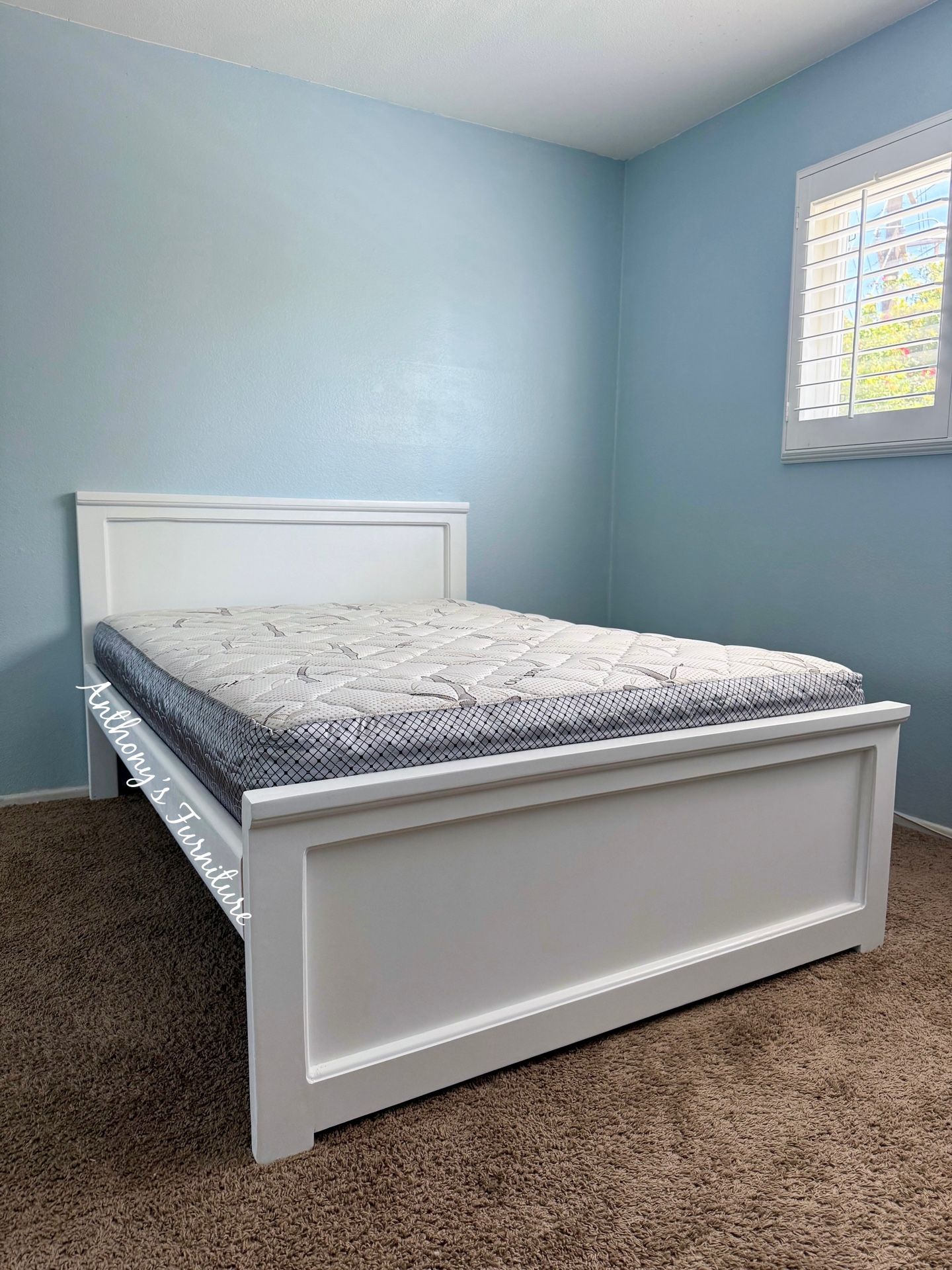 White Full Bed With Mattress