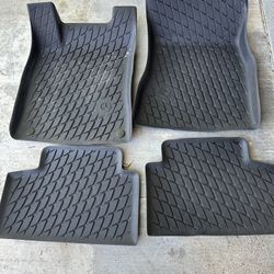 2025 Mercedes GLB OEM Floor Mats 