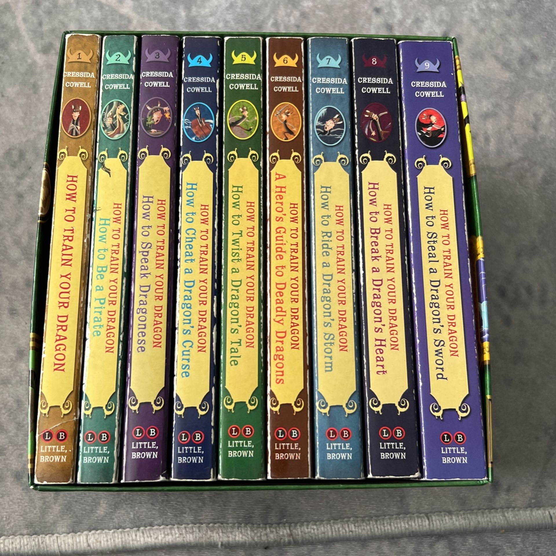 How To Train Your Dragon Paperback Gift Set