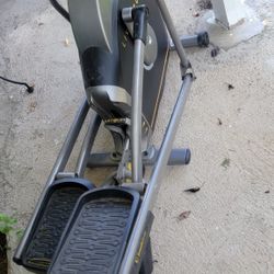 Livestrong Eleptical 