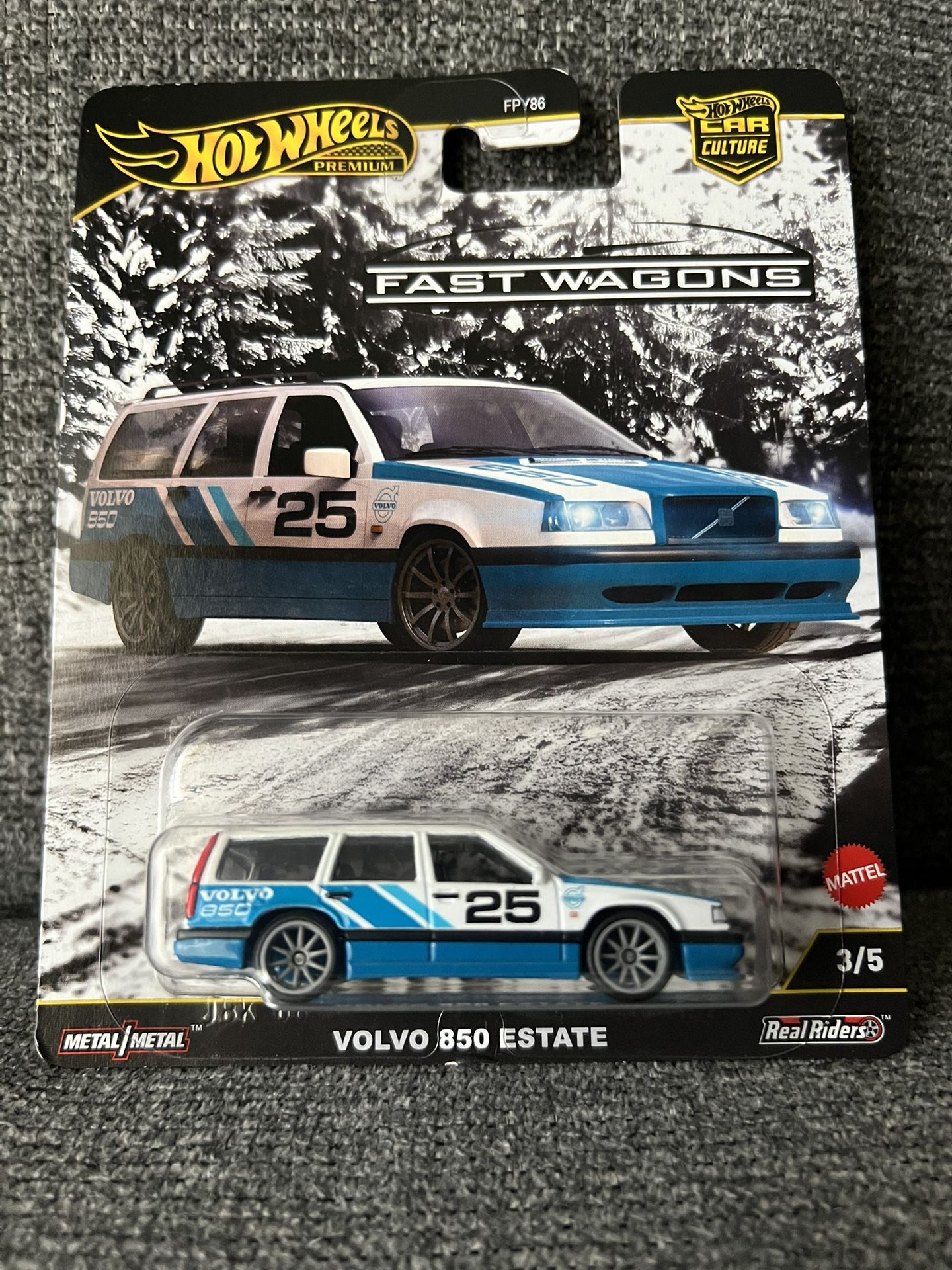 Hot Wheels Volvo 850 Estate – Brand New | Premium