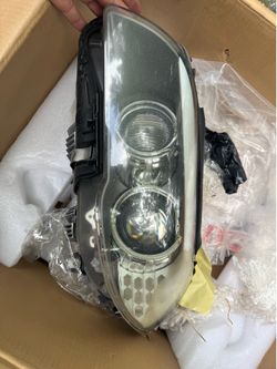 BMW 535i DRIVER SIDE HEADLIGHT
