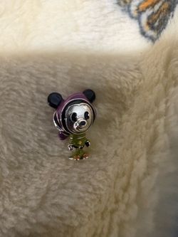 D 23 Disney Pandora charm dopey
