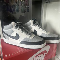 Nike Court Vision Mid NN (Size 9.5)