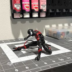 Marvel legends spider man uncanny