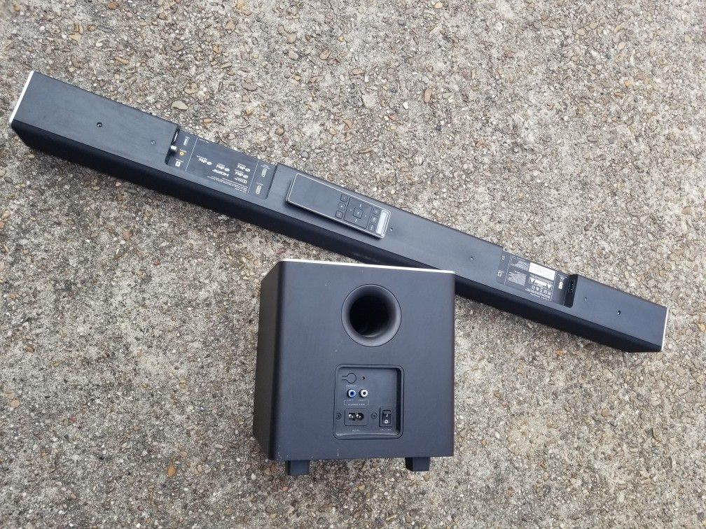 Vizio Sound Bar Woofer And Remote