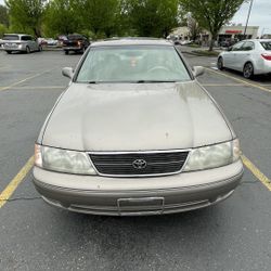 1998 Toyota Avalon 