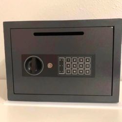 ELECTRONIC SAFE BOX