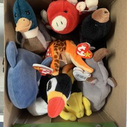 Box Of Original Beanie Babies W Tags 