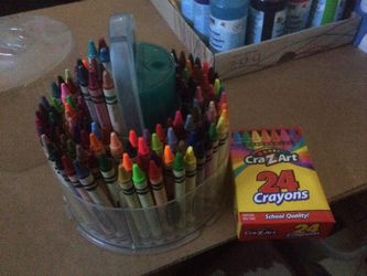 Telescoping crayon caddy full of crayons + NEW box of 24