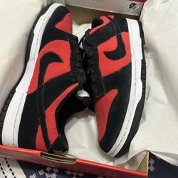 Nike Dunk Low Size 9
