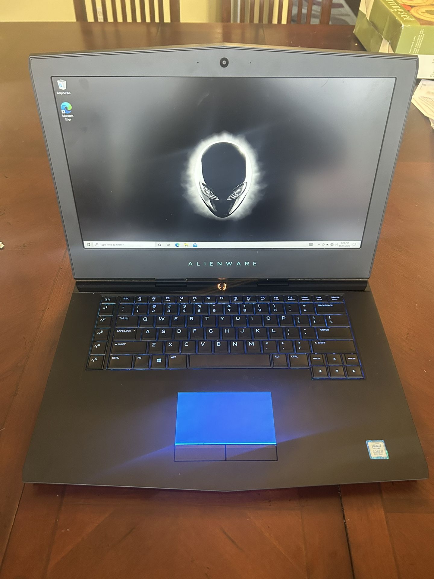 Alienware 15 R4 Gaming Laptop i7/GTX 1060/16GB RAM/SSD + 1TB HDD