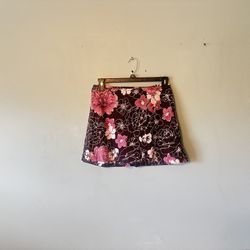 Patterened Skirt - Large -Size 12-14
