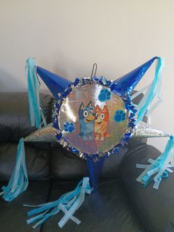 Pinatas $25