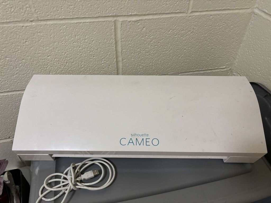 Silhouette Cameo 3