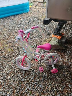 Little girl bike