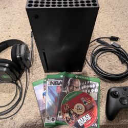 Xbox One X 1tb With Disc 