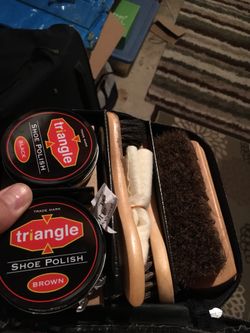 Shoe polish kit