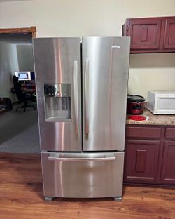 Whirlpool Gold Refrigerator