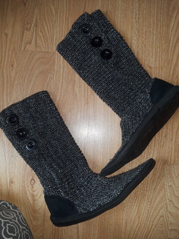 Size 11 Steve Madden Boots $12