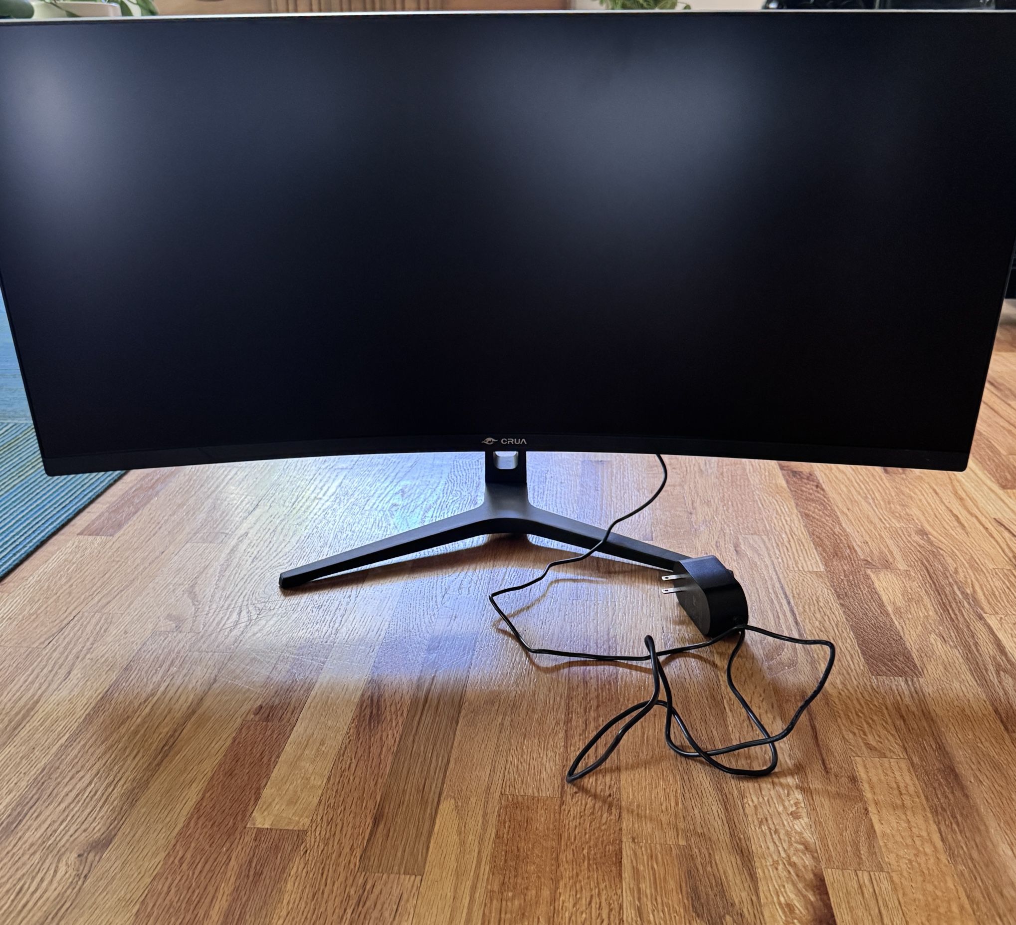 Crua 34” Curved Monitor
