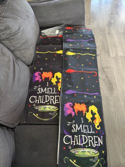 Hocus Pocus Halloween Table Runner Set