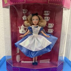 Disney's Classic Doll Collection Alice in Wonderland
