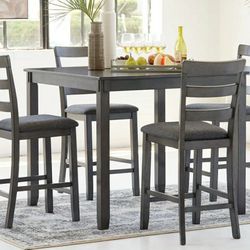 Bridson Gray Counter Height Dining Table and Bar Stools (Set of 5)

