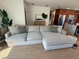 Sectional couch
