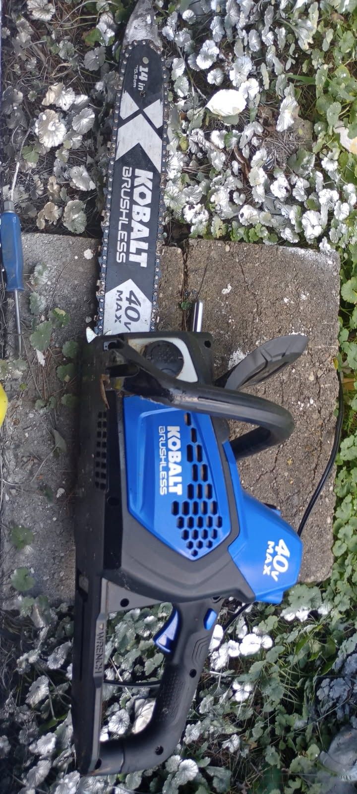 Kobalt Chainsaw W Batteries