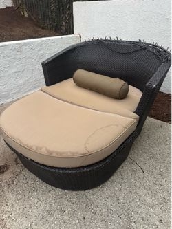 Free outdoor lounger